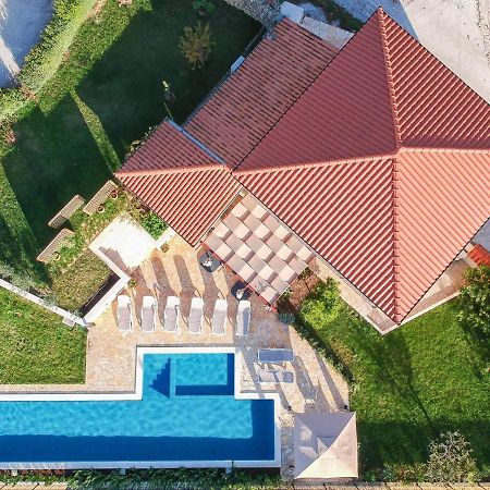 Villa Mater - Luxuriously Equipped Villa With A 15M Long Swimming Pool Žrnovnica Exterior foto