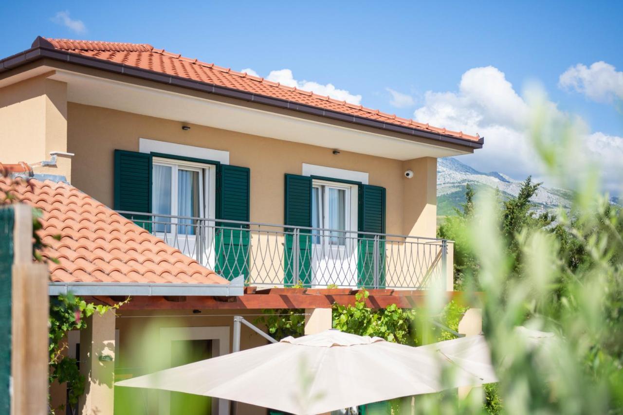 Villa Mater - Luxuriously Equipped Villa With A 15M Long Swimming Pool Žrnovnica Exterior foto