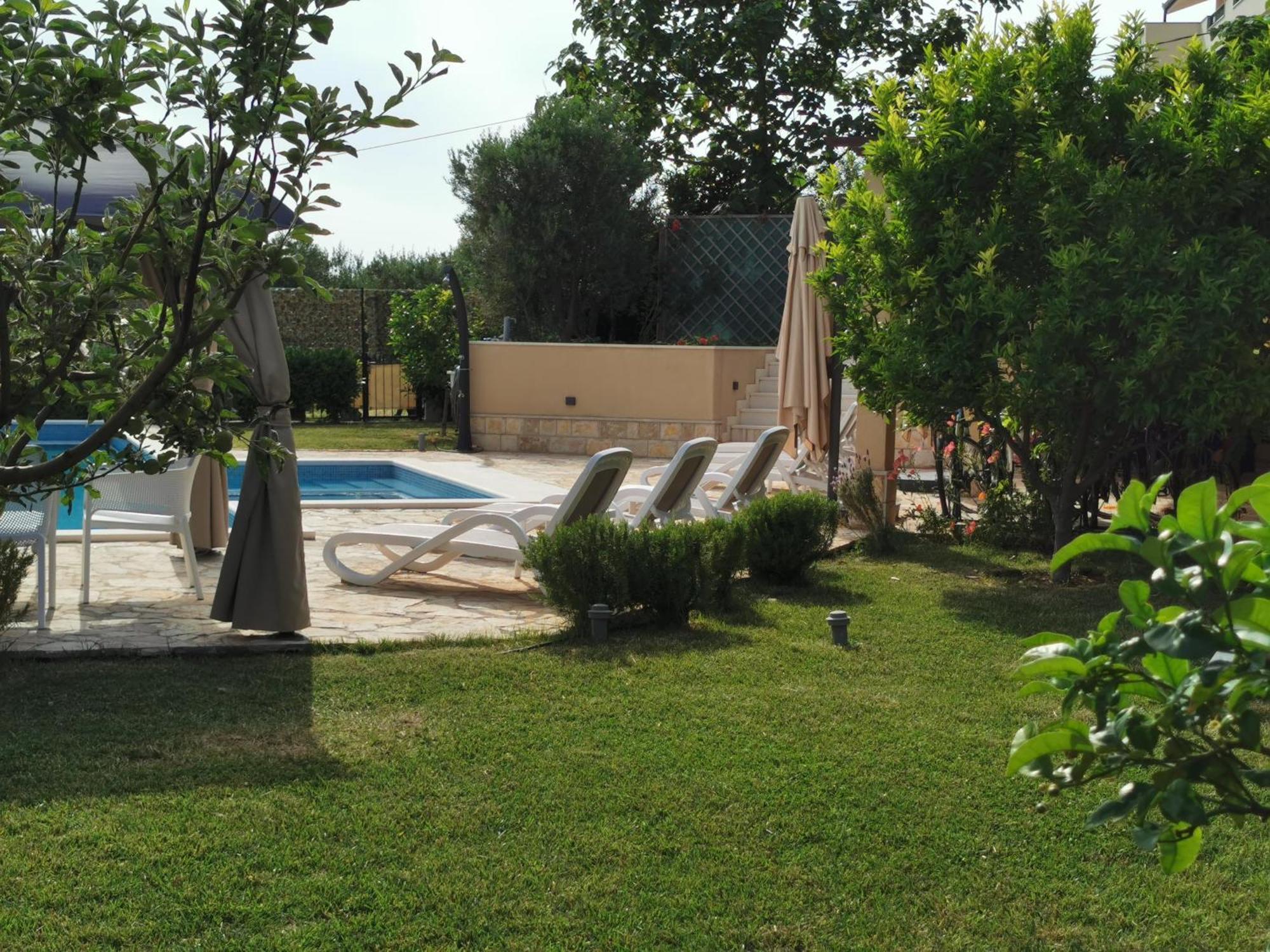Villa Mater - Luxuriously Equipped Villa With A 15M Long Swimming Pool Žrnovnica Exterior foto